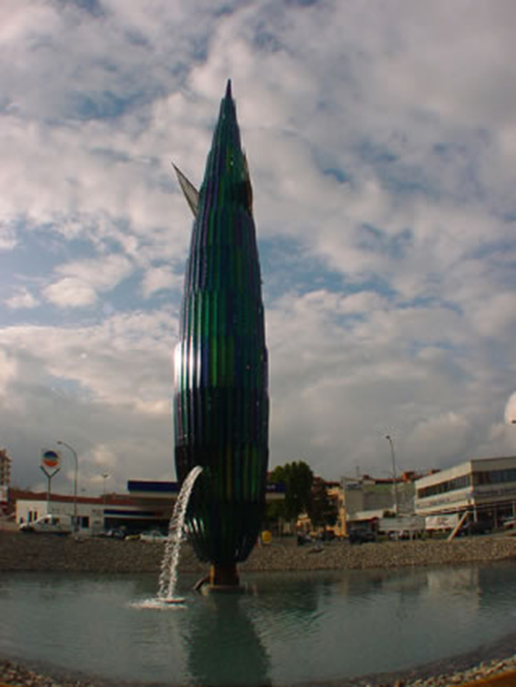 2002 | Monumento a Salvador Dali - TDA